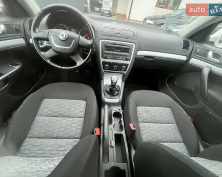 Белый Шкода Октавия, объемом двигателя 1.4 л и пробегом 187 тыс. км за 6500 $, фото 20 на Automoto.ua