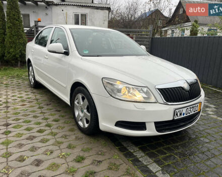 Белый Шкода Октавия, объемом двигателя 1.4 л и пробегом 187 тыс. км за 6500 $, фото 2 на Automoto.ua