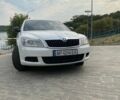 Белый Шкода Октавия, объемом двигателя 1.9 л и пробегом 200 тыс. км за 5800 $, фото 1 на Automoto.ua
