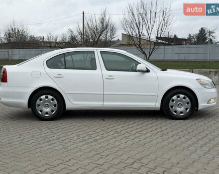 Белый Шкода Октавия, объемом двигателя 1.6 л и пробегом 231 тыс. км за 7150 $, фото 19 на Automoto.ua