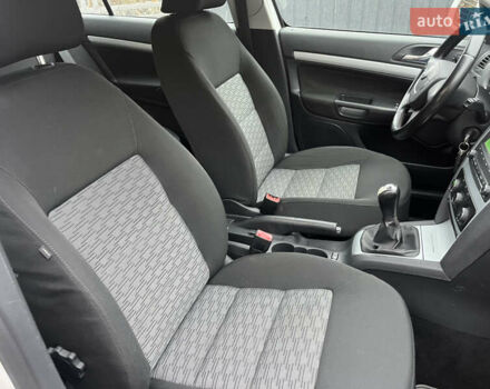 Белый Шкода Октавия, объемом двигателя 1.4 л и пробегом 187 тыс. км за 6500 $, фото 17 на Automoto.ua