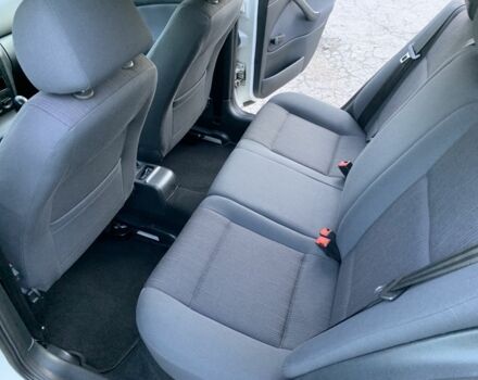 Білий Шкода Октавія, об'ємом двигуна 1.6 л та пробігом 181 тис. км за 7800 $, фото 18 на Automoto.ua