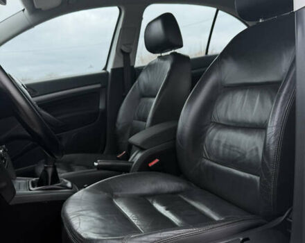 Белый Шкода Октавия, объемом двигателя 1.6 л и пробегом 231 тыс. км за 7150 $, фото 27 на Automoto.ua