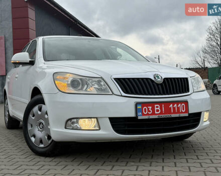 Белый Шкода Октавия, объемом двигателя 1.6 л и пробегом 231 тыс. км за 7150 $, фото 10 на Automoto.ua