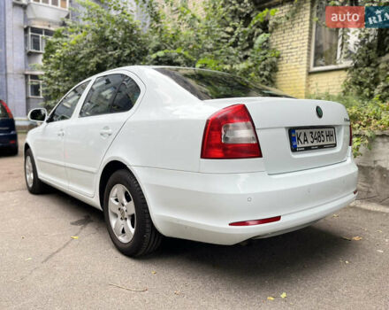 Белый Шкода Октавия, объемом двигателя 1.2 л и пробегом 238 тыс. км за 5500 $, фото 6 на Automoto.ua