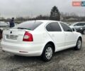 Белый Шкода Октавия, объемом двигателя 1.8 л и пробегом 218 тыс. км за 7200 $, фото 3 на Automoto.ua