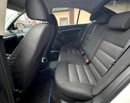 Білий Шкода Октавія, об'ємом двигуна 1.9 л та пробігом 299 тис. км за 6700 $, фото 3 на Automoto.ua