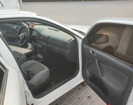Белый Шкода Октавия, объемом двигателя 1.4 л и пробегом 180 тыс. км за 5700 $, фото 10 на Automoto.ua