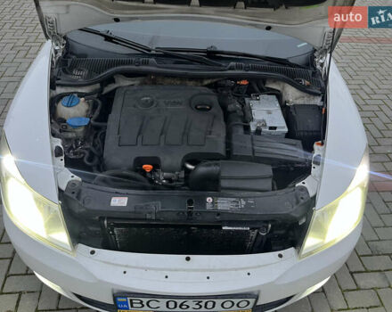 Белый Шкода Октавия, объемом двигателя 1.6 л и пробегом 286 тыс. км за 7500 $, фото 18 на Automoto.ua