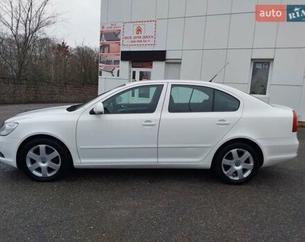 Белый Шкода Октавия, объемом двигателя 1.4 л и пробегом 187 тыс. км за 7800 $, фото 4 на Automoto.ua