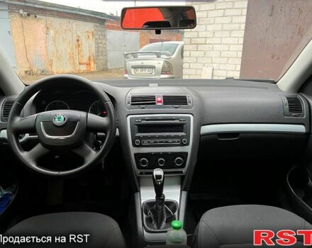 Белый Шкода Октавия, объемом двигателя 1.6 л и пробегом 257 тыс. км за 7000 $, фото 11 на Automoto.ua