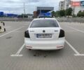 Белый Шкода Октавия, объемом двигателя 1.6 л и пробегом 327 тыс. км за 7100 $, фото 3 на Automoto.ua