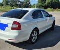 Белый Шкода Октавия, объемом двигателя 1.8 л и пробегом 180 тыс. км за 7600 $, фото 4 на Automoto.ua