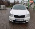 Белый Шкода Октавия, объемом двигателя 1.6 л и пробегом 240 тыс. км за 8100 $, фото 1 на Automoto.ua
