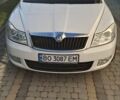 Шкода Октавия 2010 в Тернополе на Automoto.ua Белый Шкода Октавия, объемом двигателя 1.9 л и пробегом 347 тыс. км за 7500 $, фото 6 на Automoto.ua