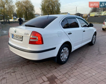 Білий Шкода Октавія, об'ємом двигуна 1.6 л та пробігом 330 тис. км за 6688 $, фото 6 на Automoto.ua