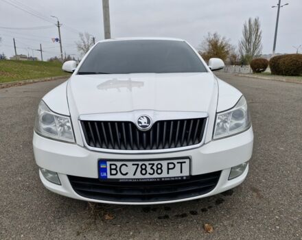 Білий Шкода Октавія, об'ємом двигуна 1.6 л та пробігом 200 тис. км за 8300 $, фото 15 на Automoto.ua