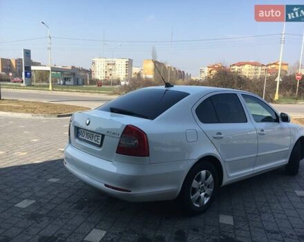 Шкода Октавия 2010 в Перечине на Automoto.ua Белый Шкода Октавия, объемом двигателя 1.9 л и пробегом 250 тыс. км за 8500 $, фото 1 на Automoto.ua