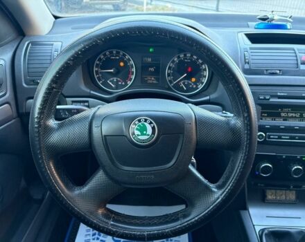 Білий Шкода Октавія, об'ємом двигуна 1.9 л та пробігом 299 тис. км за 6700 $, фото 2 на Automoto.ua