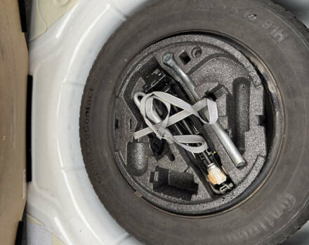 Белый Шкода Октавия, объемом двигателя 1.6 л и пробегом 239 тыс. км за 7999 $, фото 42 на Automoto.ua