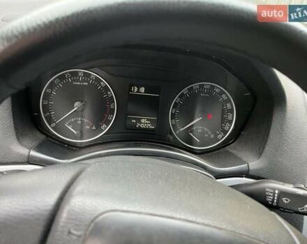 Белый Шкода Октавия, объемом двигателя 1.97 л и пробегом 240 тыс. км за 8700 $, фото 4 на Automoto.ua