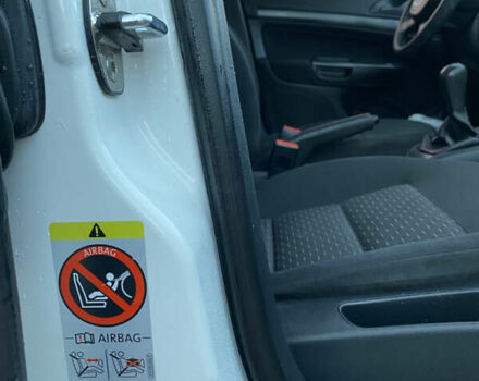 Білий Шкода Октавія, об'ємом двигуна 1.6 л та пробігом 330 тис. км за 6688 $, фото 12 на Automoto.ua