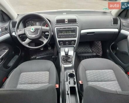 Белый Шкода Октавия, объемом двигателя 1.4 л и пробегом 187 тыс. км за 7800 $, фото 15 на Automoto.ua