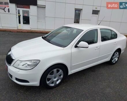 Белый Шкода Октавия, объемом двигателя 1.4 л и пробегом 187 тыс. км за 7800 $, фото 2 на Automoto.ua