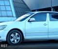 Белый Шкода Октавия, объемом двигателя 2 л и пробегом 300 тыс. км за 8000 $, фото 2 на Automoto.ua