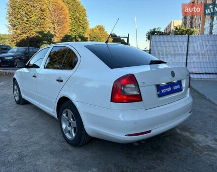 Белый Шкода Октавия, объемом двигателя 1.9 л и пробегом 299 тыс. км за 7300 $, фото 6 на Automoto.ua