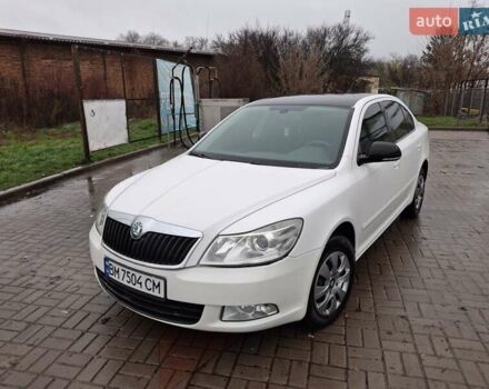 Белый Шкода Октавия, объемом двигателя 1.6 л и пробегом 240 тыс. км за 8100 $, фото 2 на Automoto.ua