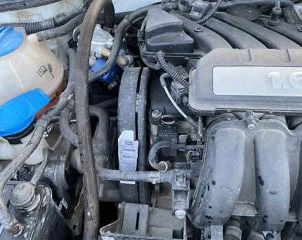 Білий Шкода Октавія, об'ємом двигуна 1.6 л та пробігом 330 тис. км за 6688 $, фото 19 на Automoto.ua