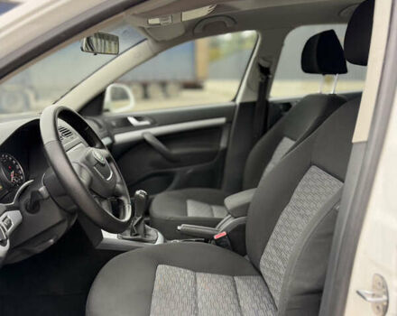 Белый Шкода Октавия, объемом двигателя 1.6 л и пробегом 239 тыс. км за 7999 $, фото 25 на Automoto.ua