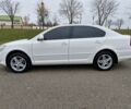 Білий Шкода Октавія, об'ємом двигуна 1.6 л та пробігом 200 тис. км за 8300 $, фото 6 на Automoto.ua