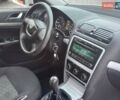 Белый Шкода Октавия, объемом двигателя 1.8 л и пробегом 218 тыс. км за 7200 $, фото 5 на Automoto.ua