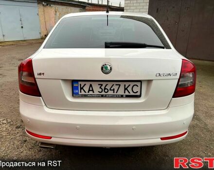 Белый Шкода Октавия, объемом двигателя 1.6 л и пробегом 257 тыс. км за 7000 $, фото 4 на Automoto.ua