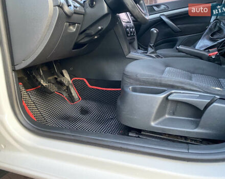 Білий Шкода Октавія, об'ємом двигуна 1.6 л та пробігом 330 тис. км за 6688 $, фото 24 на Automoto.ua