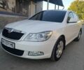 Білий Шкода Октавія, об'ємом двигуна 1.6 л та пробігом 253 тис. км за 7600 $, фото 1 на Automoto.ua