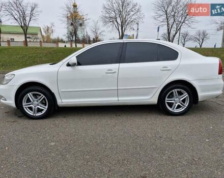 Білий Шкода Октавія, об'ємом двигуна 1.6 л та пробігом 200 тис. км за 8300 $, фото 16 на Automoto.ua