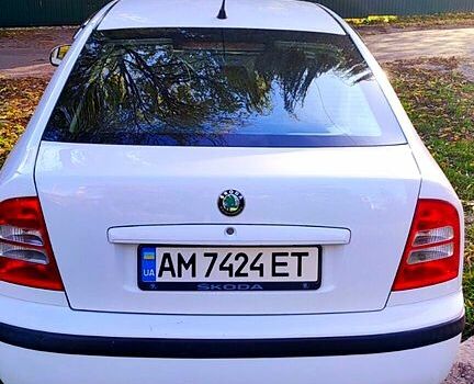Шкода Октавия 2010 в Киеве на Automoto.ua Белый Шкода Октавия, объемом двигателя 1.6 л и пробегом 300 тыс. км за 4000 $, фото 3 на Automoto.ua