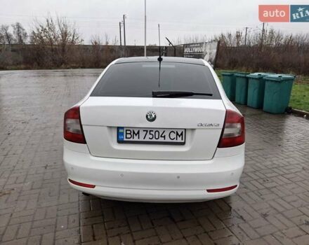 Белый Шкода Октавия, объемом двигателя 1.6 л и пробегом 240 тыс. км за 8100 $, фото 6 на Automoto.ua