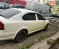 Белый Шкода Октавия, объемом двигателя 1.97 л и пробегом 240 тыс. км за 8700 $, фото 5 на Automoto.ua