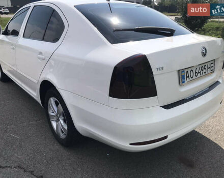 Белый Шкода Октавия, объемом двигателя 1.6 л и пробегом 332 тыс. км за 7700 $, фото 28 на Automoto.ua