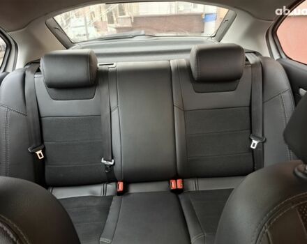 Білий Шкода Октавія, об'ємом двигуна 1.6 л та пробігом 448 тис. км за 8500 $, фото 6 на Automoto.ua