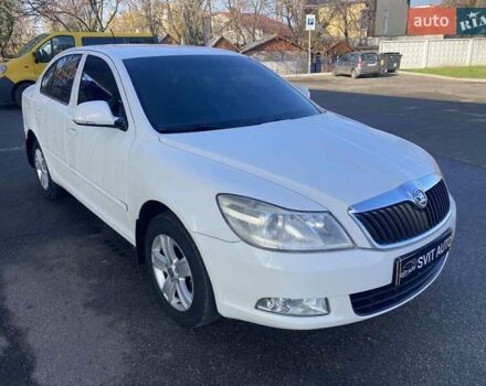 Белый Шкода Октавия, объемом двигателя 1.6 л и пробегом 195 тыс. км за 7800 $, фото 2 на Automoto.ua