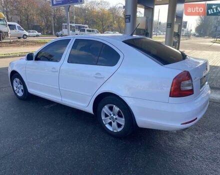 Белый Шкода Октавия, объемом двигателя 1.6 л и пробегом 195 тыс. км за 7800 $, фото 11 на Automoto.ua