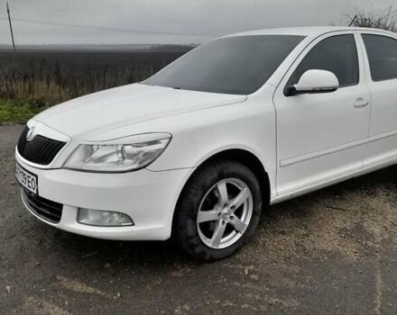 Белый Шкода Октавия, объемом двигателя 1.8 л и пробегом 219 тыс. км за 8200 $, фото 10 на Automoto.ua