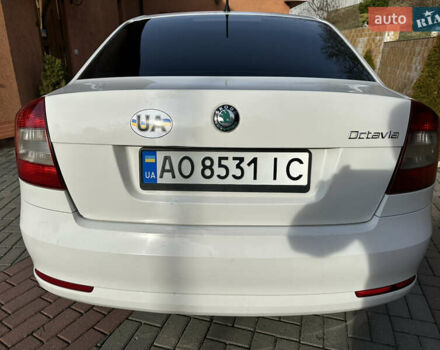 Білий Шкода Октавія, об'ємом двигуна 1.6 л та пробігом 250 тис. км за 6400 $, фото 4 на Automoto.ua