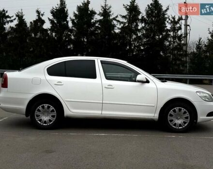 Білий Шкода Октавія, об'ємом двигуна 1.6 л та пробігом 282 тис. км за 5799 $, фото 26 на Automoto.ua