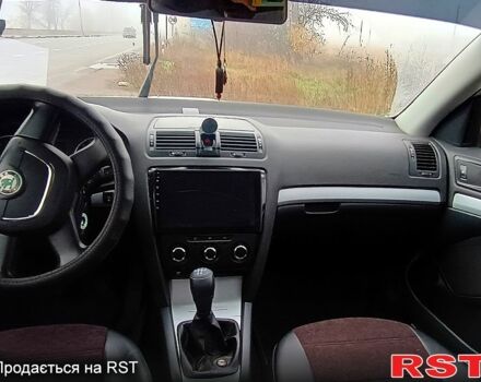 Белый Шкода Октавия, объемом двигателя 1.6 л и пробегом 194 тыс. км за 6800 $, фото 3 на Automoto.ua